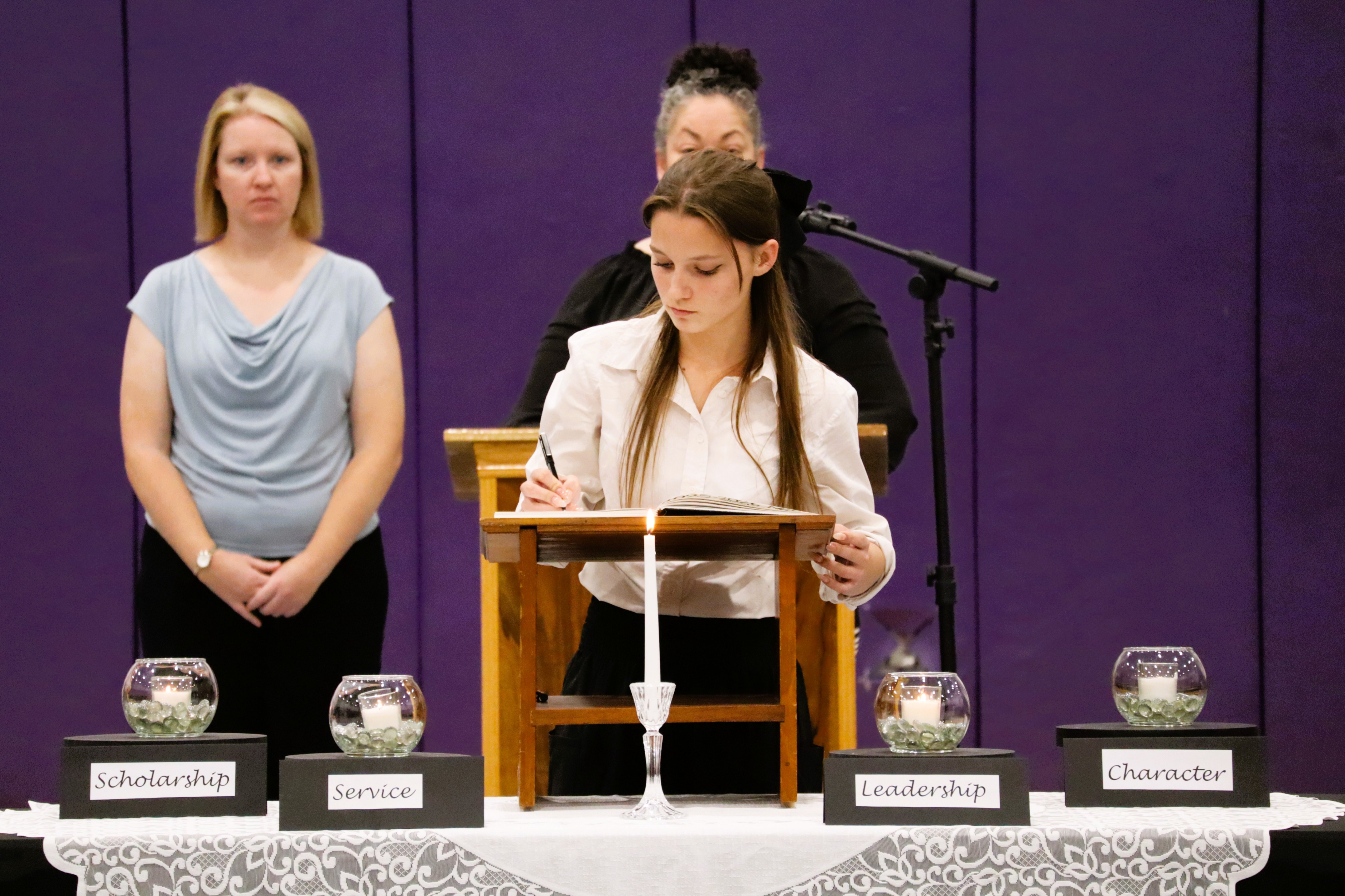 SHS National Honor Society Inducts 27 New Members